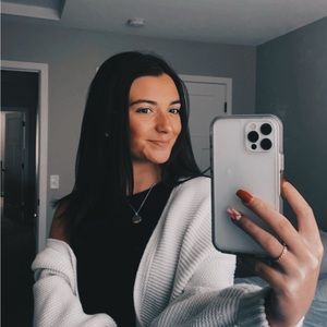 Meet your Posher, Ash